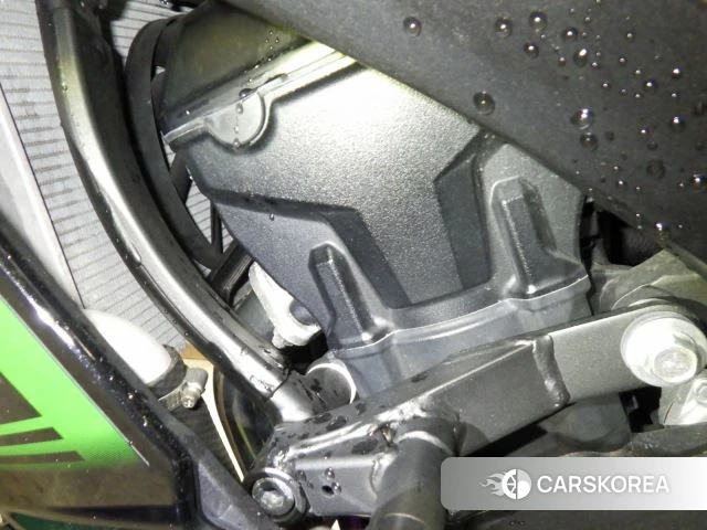 Engine photo