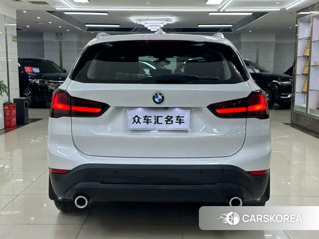 BMW X1 2021 Белый из Китая