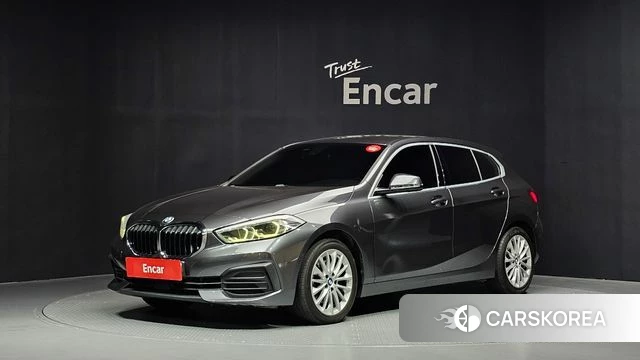 BMW 1 Series (F40) 2020 Серый из Кореи