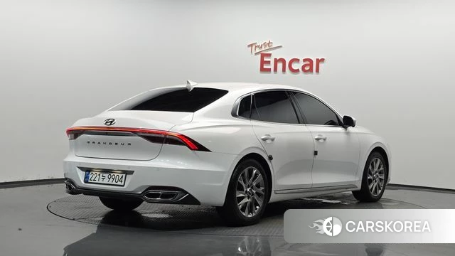 Hyundai The New Grandeur IG Hybrid 2020 Белый из Кореи