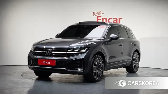Volkswagen Touareg 3rd generation 2024 Серый из Кореи