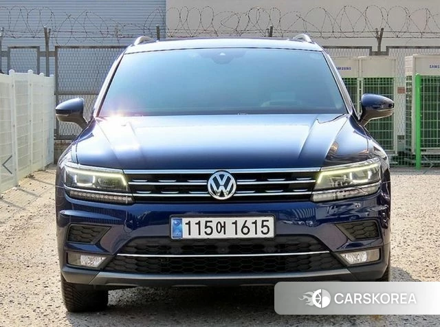 Volkswagen Tiguan second Generation 2020 Синий из Кореи