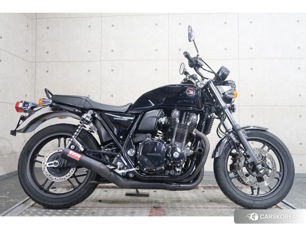 Проданный Honda CB1100 2015 из Японии