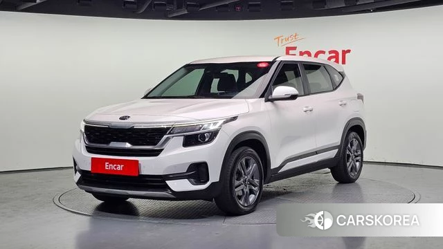 Kia Seltos 2021 Белый из Кореи