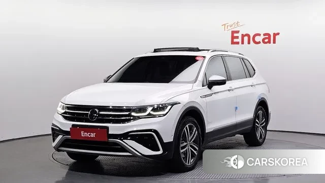 Volkswagen Tiguan Allspace 2023 Белый из Кореи