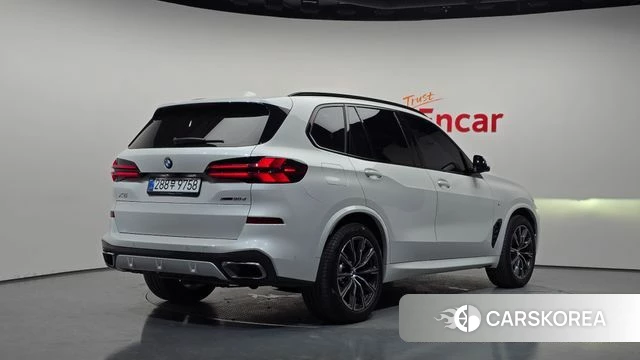 BMW X5 (G05) 2024 Белый из Кореи