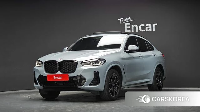 BMW X4 (G02) 2023 Серебристо-серый из Кореи
