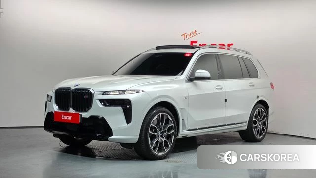 BMW X7 (G07) 2025 Белый из Кореи