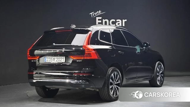 Volvo XC60 second Generation 2023 Черный из Кореи