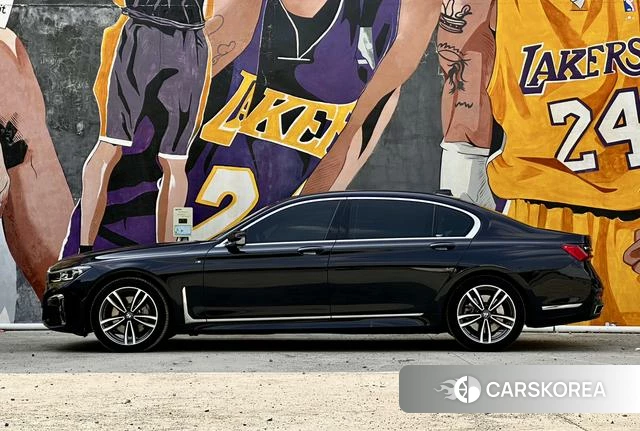 BMW 7 series 2022 Черный из Китая