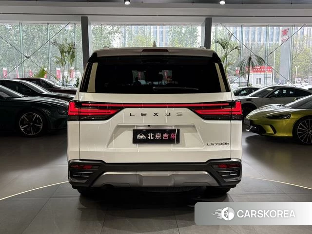 Lexus LX 2025 Белый из Китая
