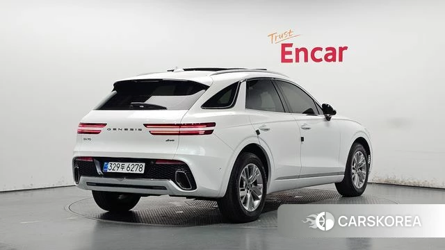 Genesis GV70 2023 Белый из Кореи