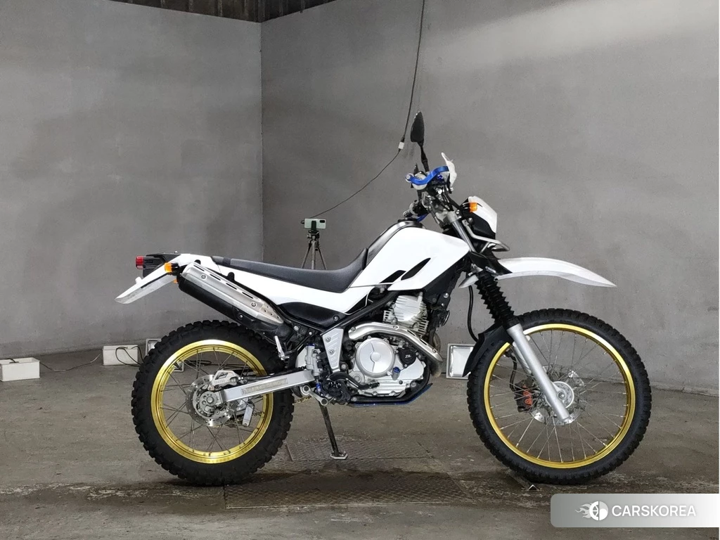 Проданный Yamaha SEROW 250 2013 из Японии