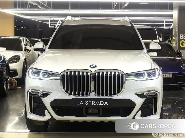 BMW X7 (G07) 2021 Белый из Кореи