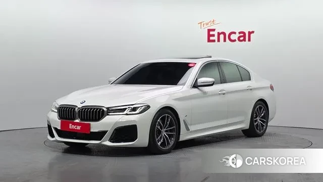 BMW 5 Series (G30) 2023 Белый из Кореи