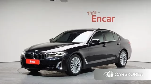 BMW 5 Series (G30) 2023 Черный из Кореи