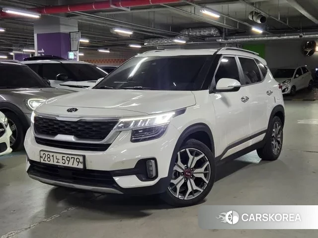 Kia Seltos 2020 Белый из Кореи