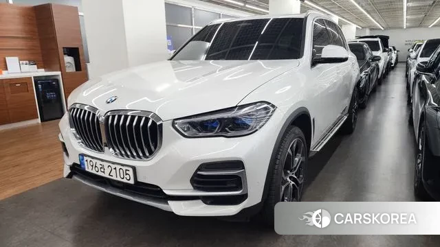 BMW X5 (G05) 2023 Белый из Кореи