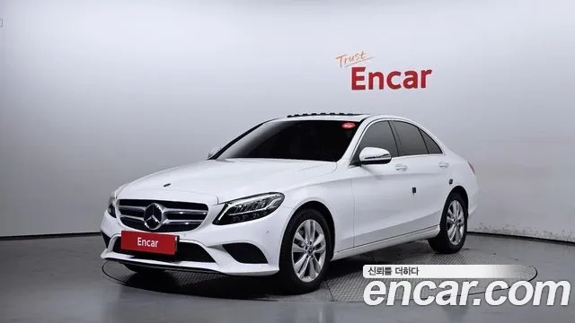 Mercedes-Benz C-Class W205 2019 Белый из Кореи