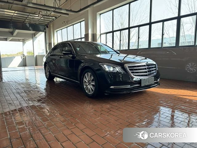 Mercedes-Benz S-class 2018 Черный из Китая