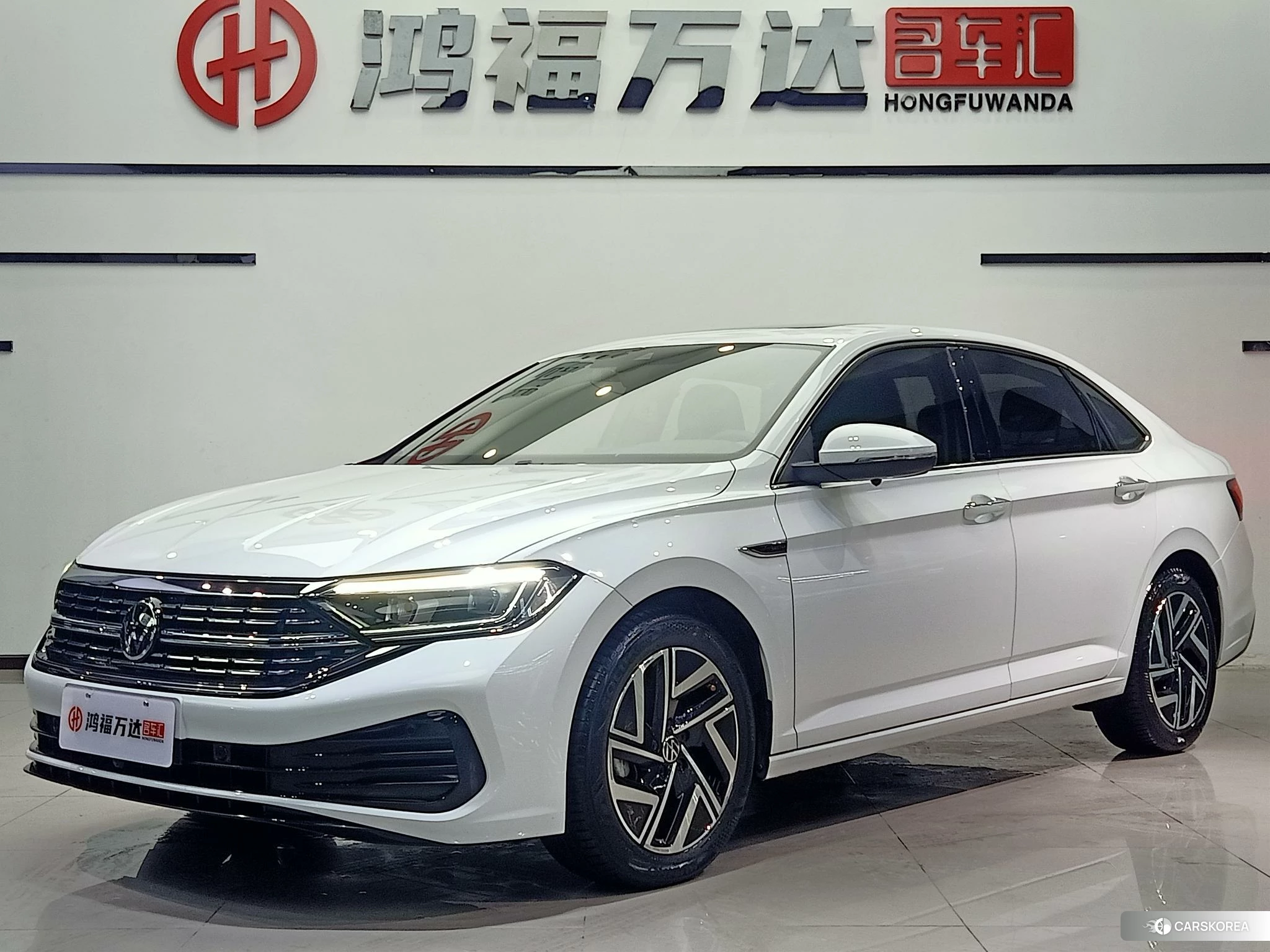 Volkswagen Sagitar 2022 Белый из Китая