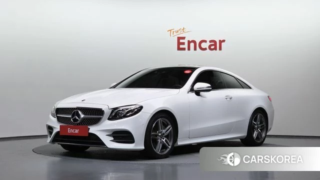 Mercedes-Benz E-Class W213 2019 Белый из Кореи