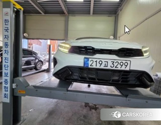 Kia The New K3 2nd generation 2023 Белый из Кореи