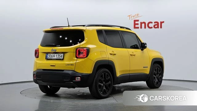 Jeep Renegade 2023 Желтый из Кореи