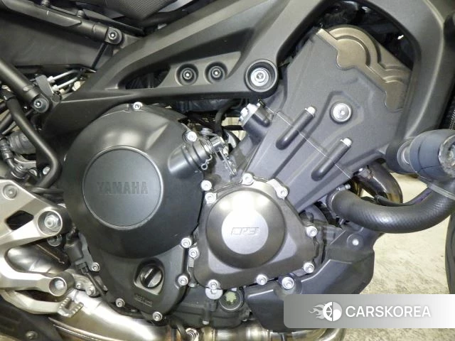 Engine photo