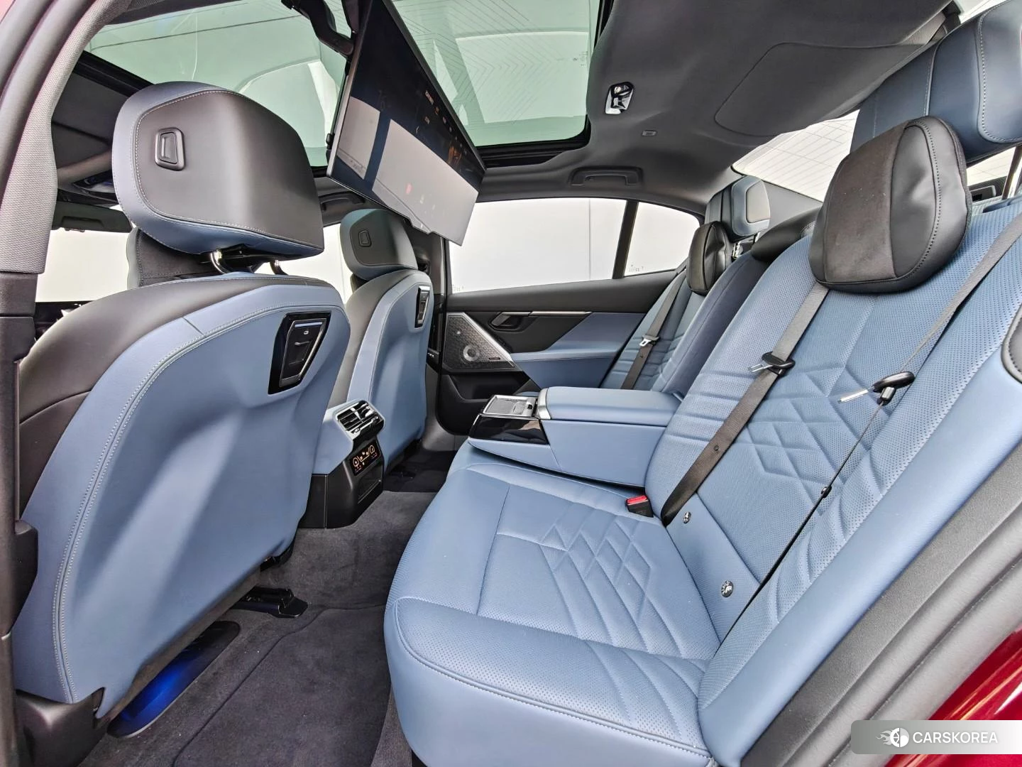 BMW 5 series 2024 Красный из Китая