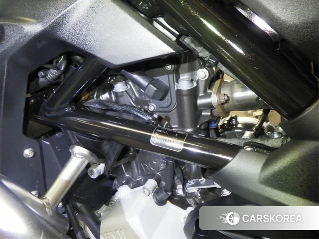 Engine photo