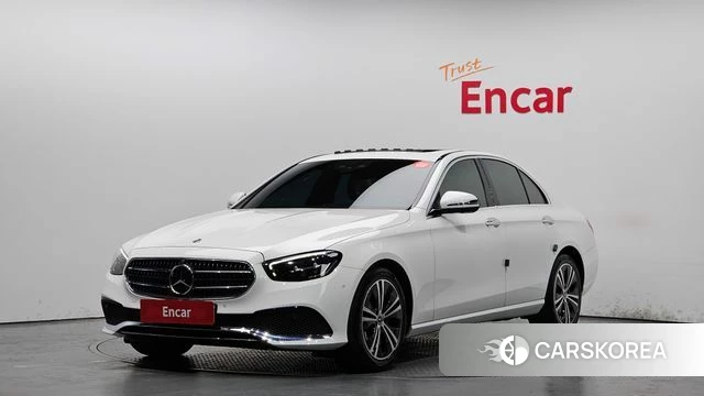 Mercedes-Benz E-Class W213 2022 Белый из Кореи