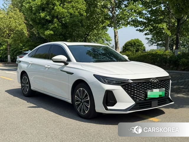 Chery Fengyun Fengyun A8 2025 Белый из Китая