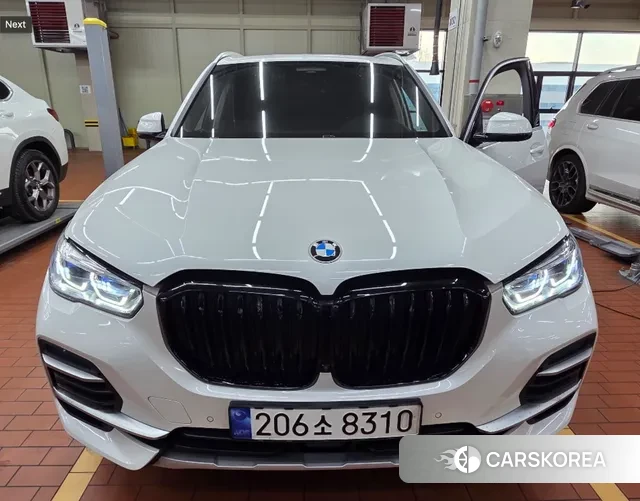 BMW X5 (G05) 2022 Белый из Кореи