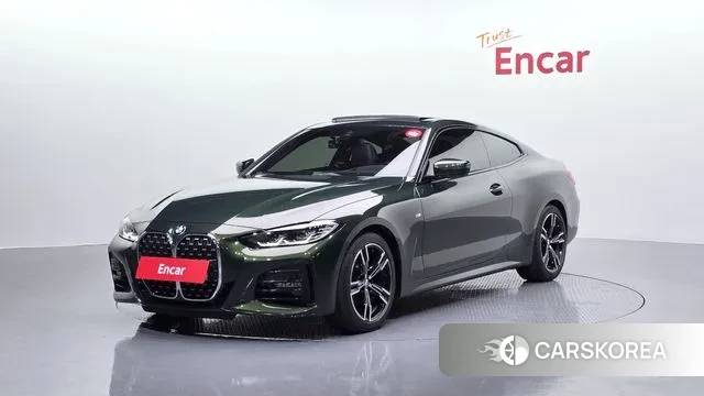 BMW 4 Series (G22) 2022 Темно-зеленый из Кореи