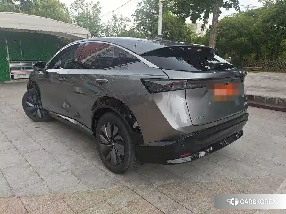 Nissan Ariya 2024 Silver/gray из Китая