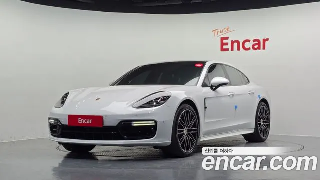 Porsche Panamera (971) 2018 Белый из Кореи