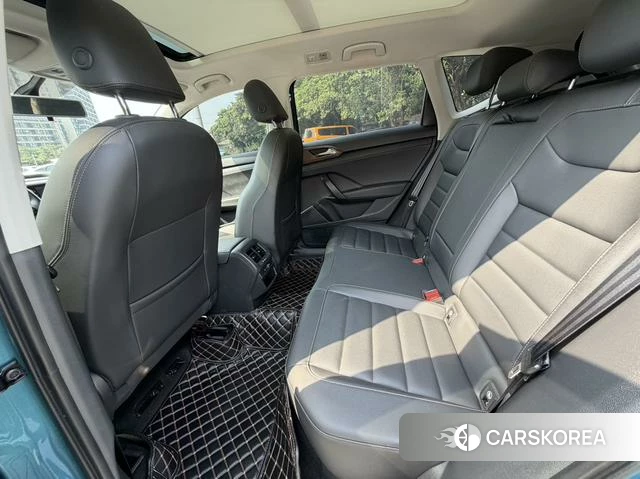 Volkswagen Tuyue 2021 Синий из Китая