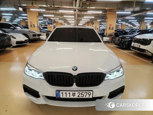 BMW 5 Series (G30) 2018 Белый из Кореи