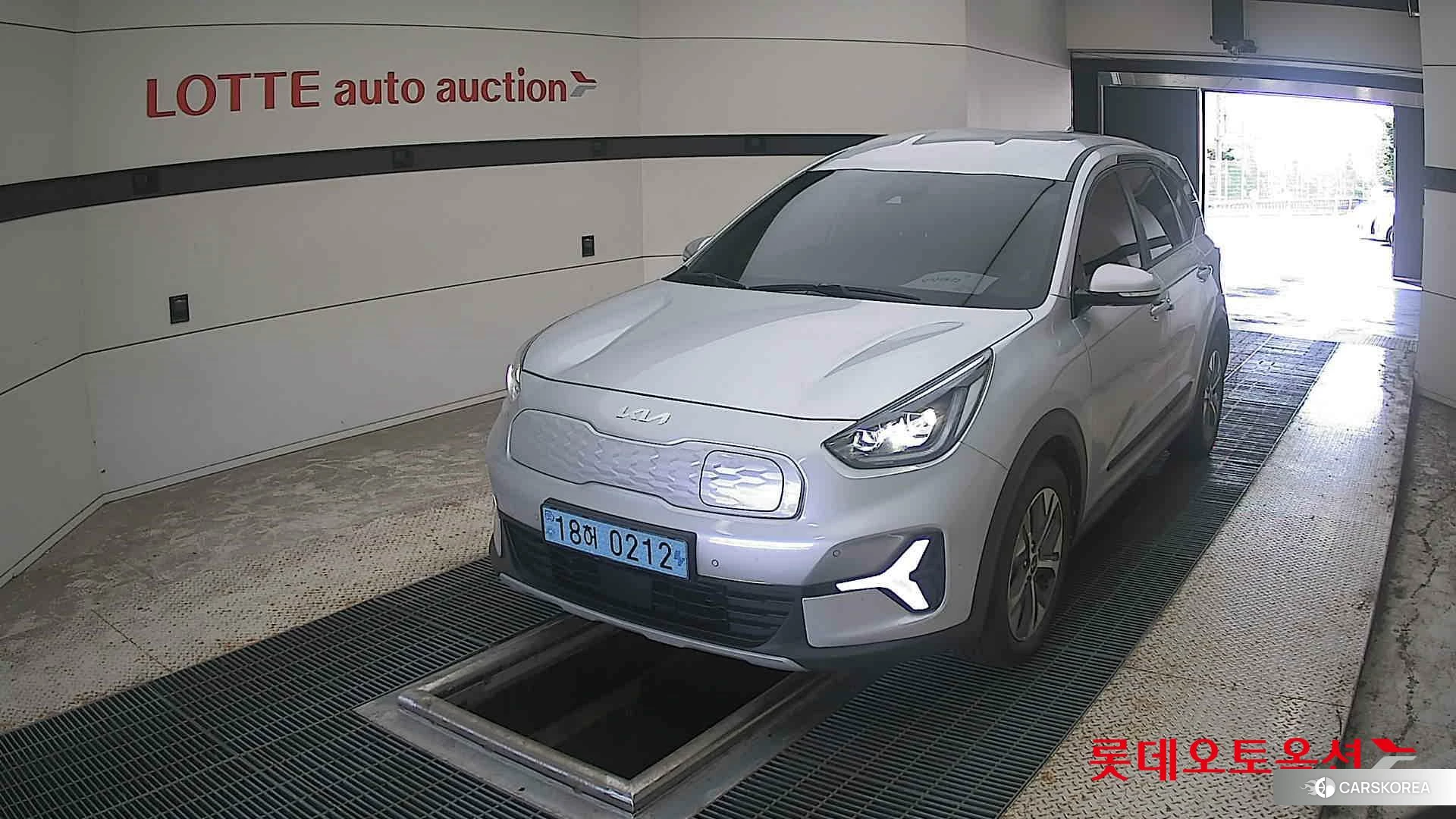 Kia Niro Plus 2023 Sparkling Silver из Кореи