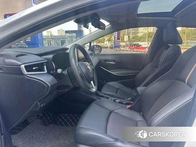 Toyota Ling Shang 2021 Белый из Китая