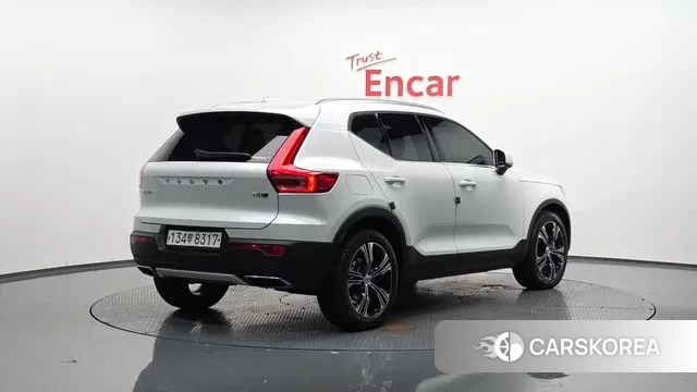 Volvo XC40 2020 Белый из Кореи