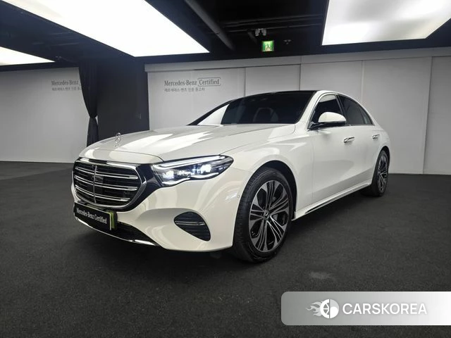 Mercedes-Benz E-Class W214 2026 Белый из Кореи