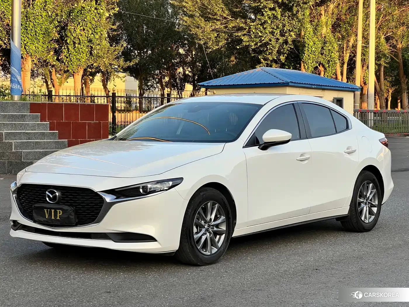 Mazda 3 2023 Белый из Китая