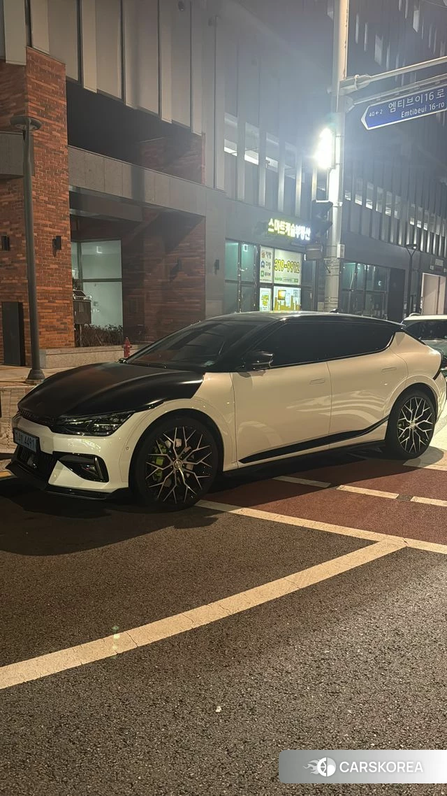 Kia EV6 2022 Белый из Кореи