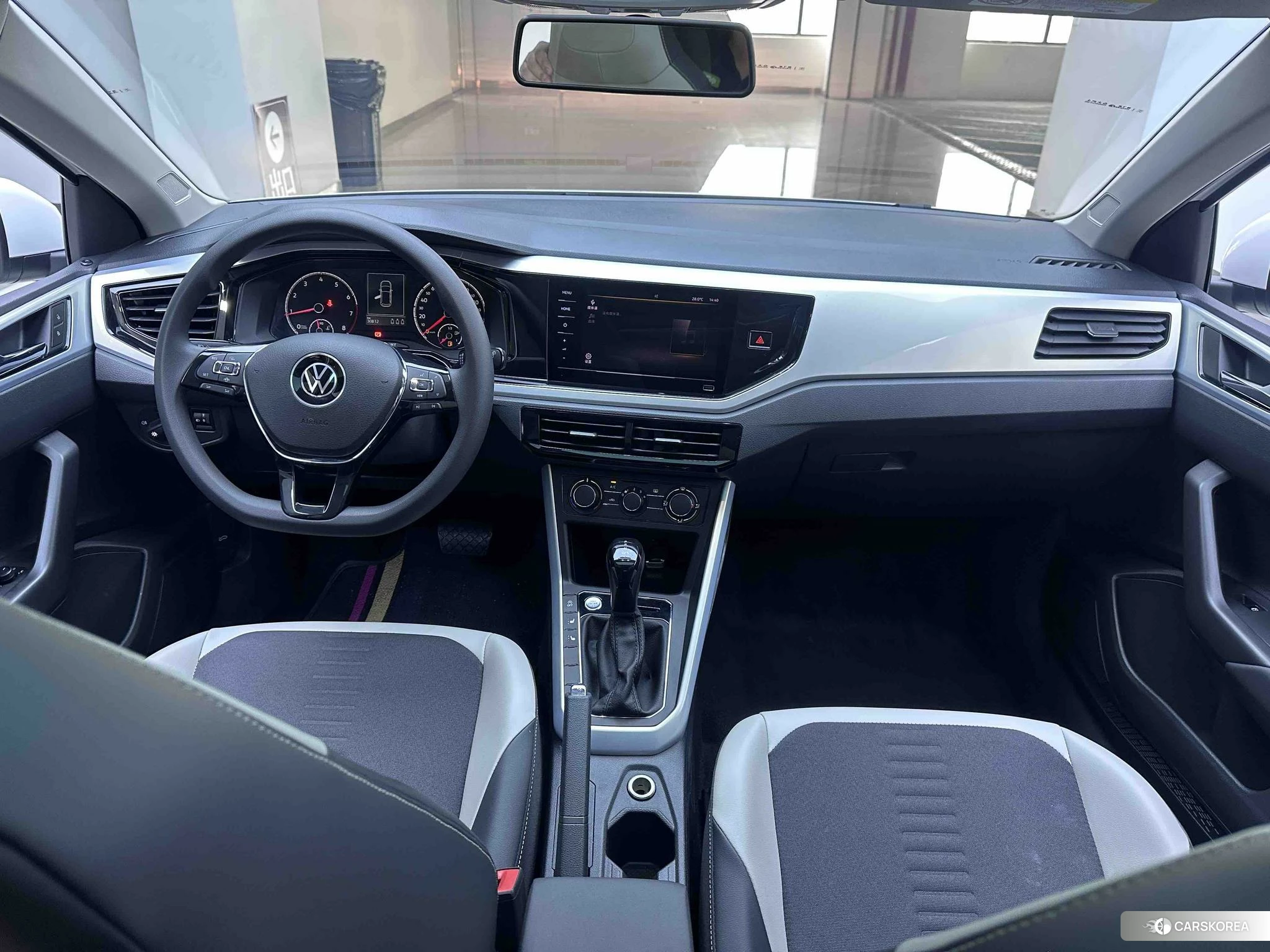 Volkswagen Polo 2021 Белый из Китая