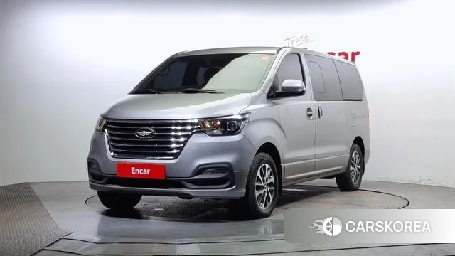 Hyundai The New Grand Starex 2018 Серебряный из Кореи