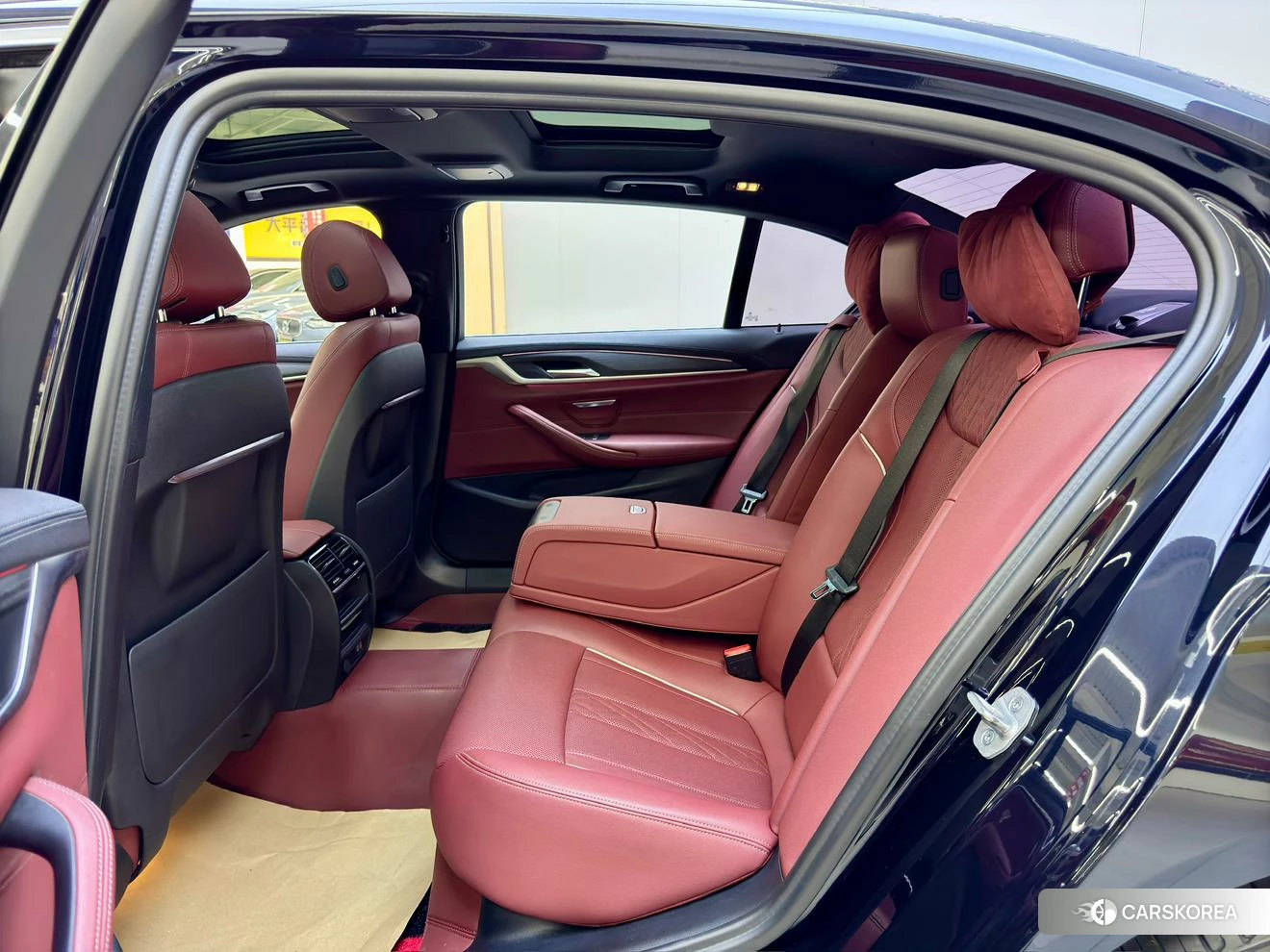 BMW 5 series 2020 Черный из Китая