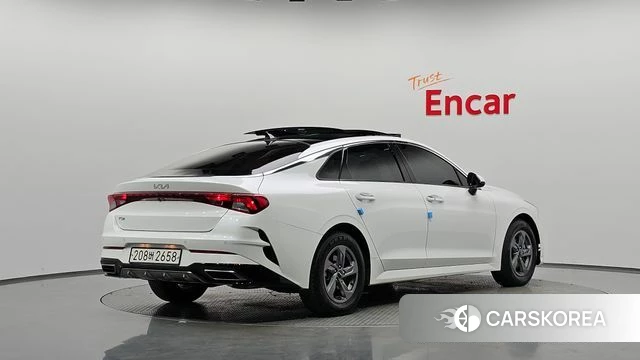 Kia K5 3rd generation 2022 Белый из Кореи