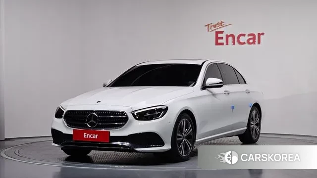 Mercedes-Benz E-Class W213 2020 Белый из Кореи